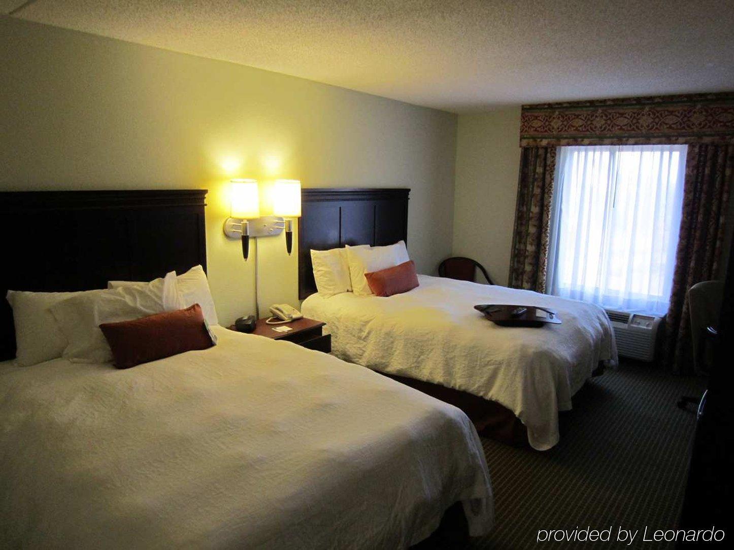 Hampton Inn Fayetteville Phòng bức ảnh