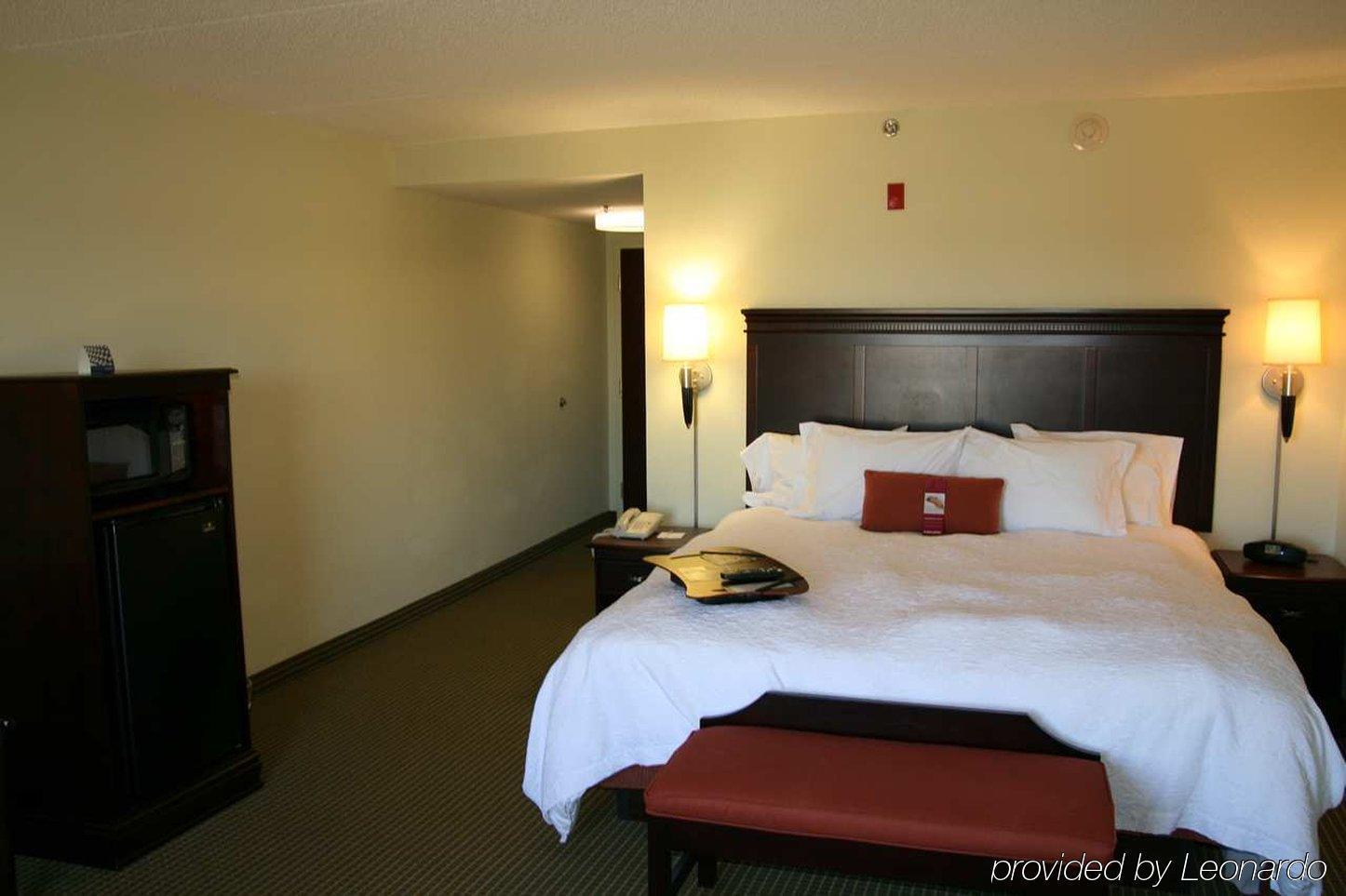 Hampton Inn Fayetteville Phòng bức ảnh
