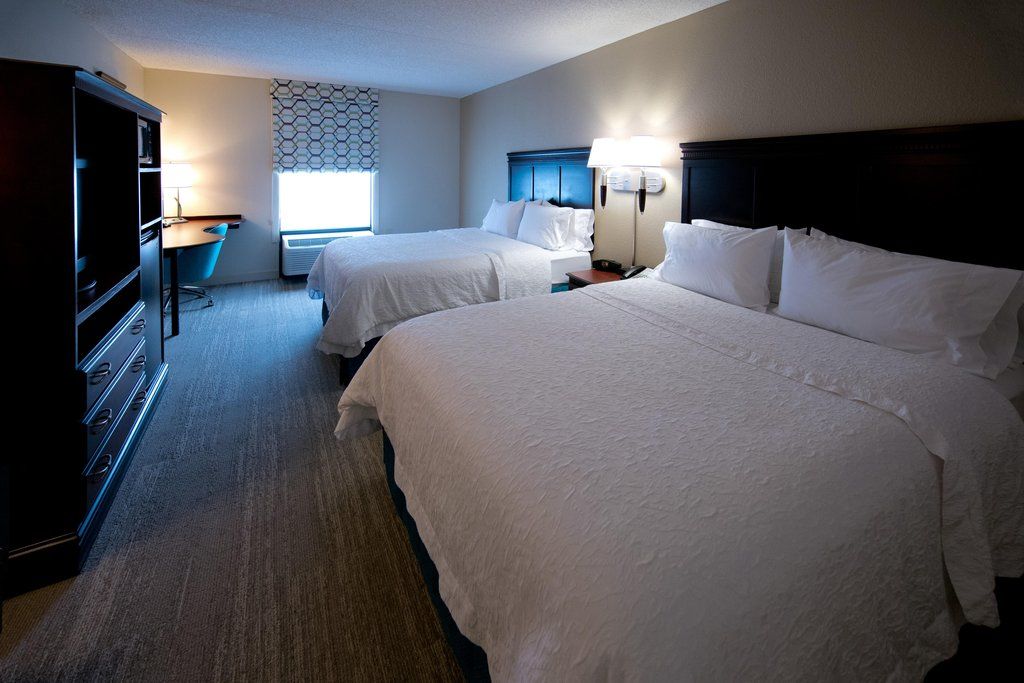 Hampton Inn Fayetteville Ngoại thất bức ảnh