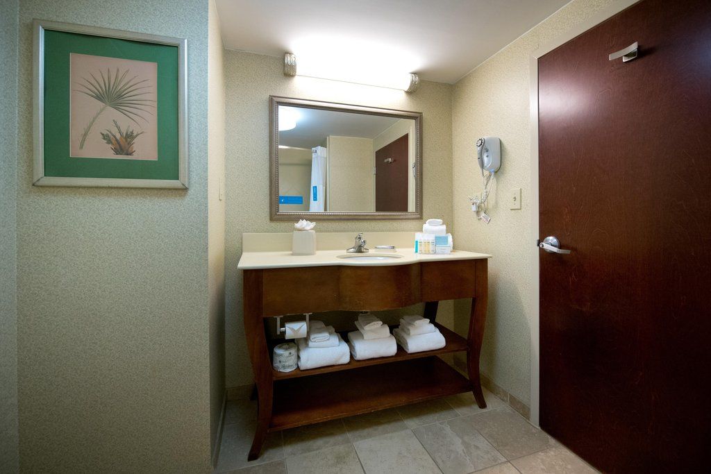 Hampton Inn Fayetteville Ngoại thất bức ảnh