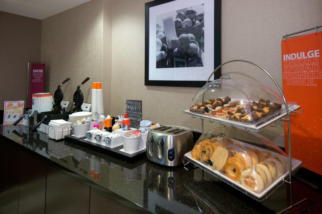 Hampton Inn Fayetteville Ngoại thất bức ảnh