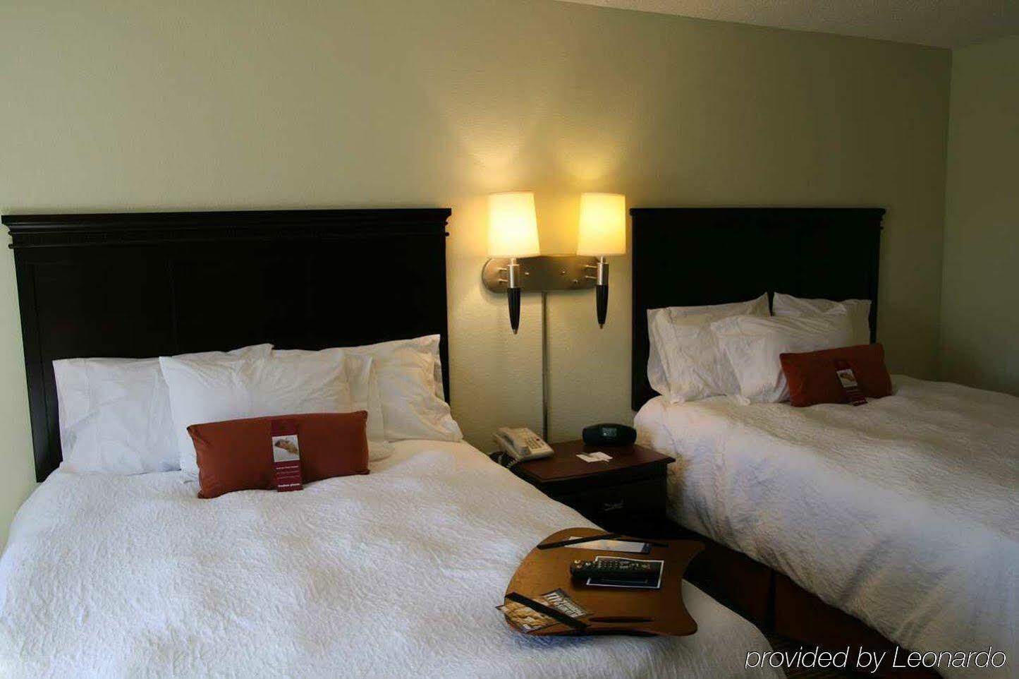 Hampton Inn Fayetteville Ngoại thất bức ảnh